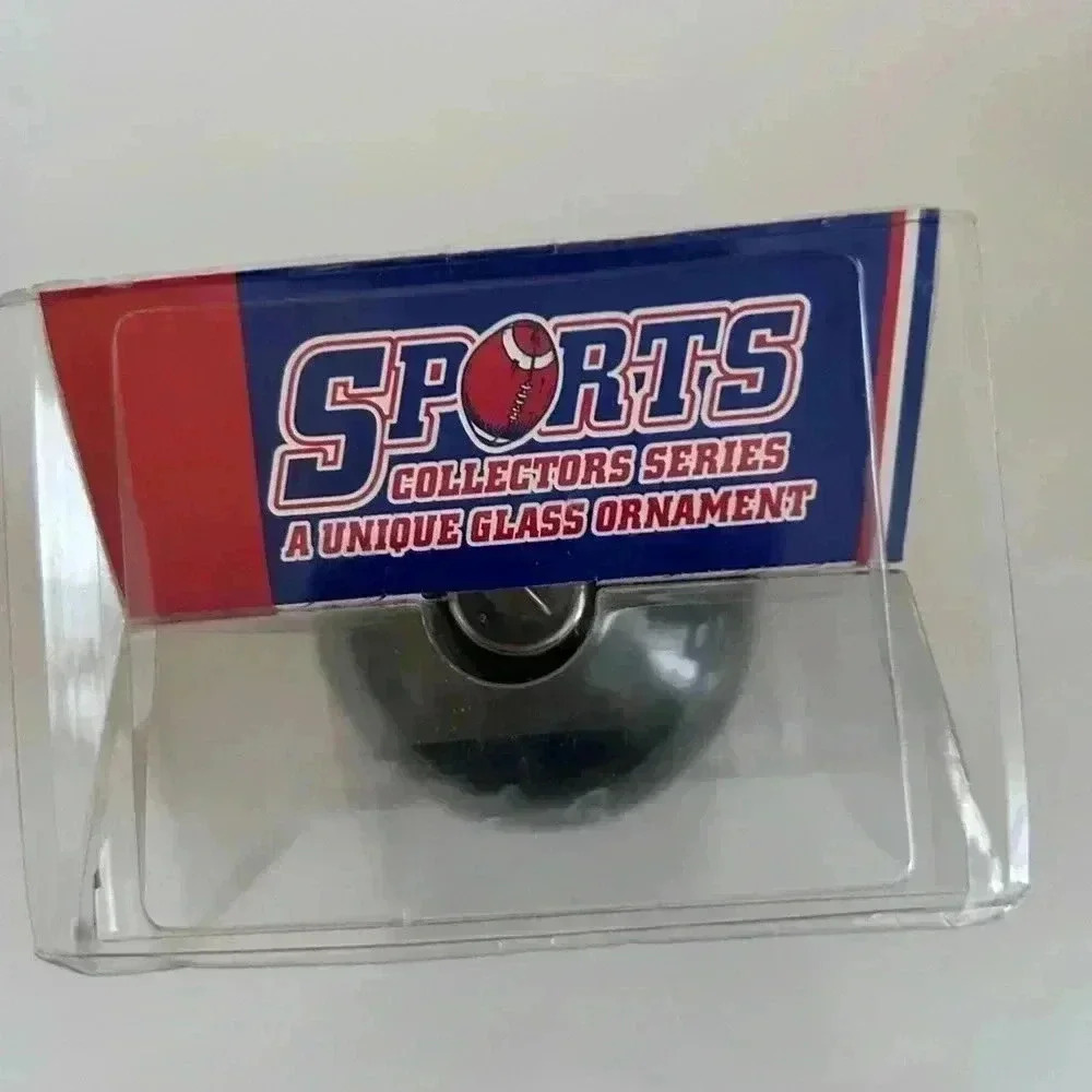 Oakland Raiders NFL Glass Ornament - Picture 2 of 3